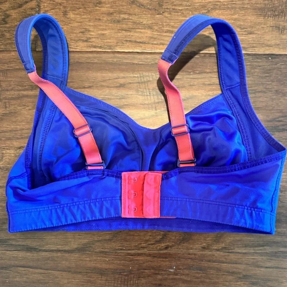 Purple Lululemon Sports Bra with Pink Accents - Picture 3 of 5